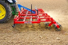 SEEDBED CULTIVATOR